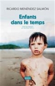 Enfants dans le temps.